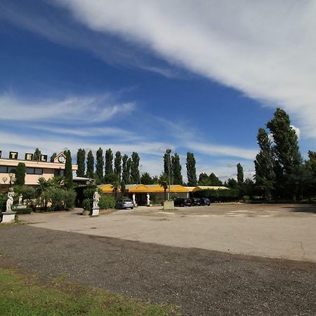 Hotel I Laghetti Polesella Exterior photo