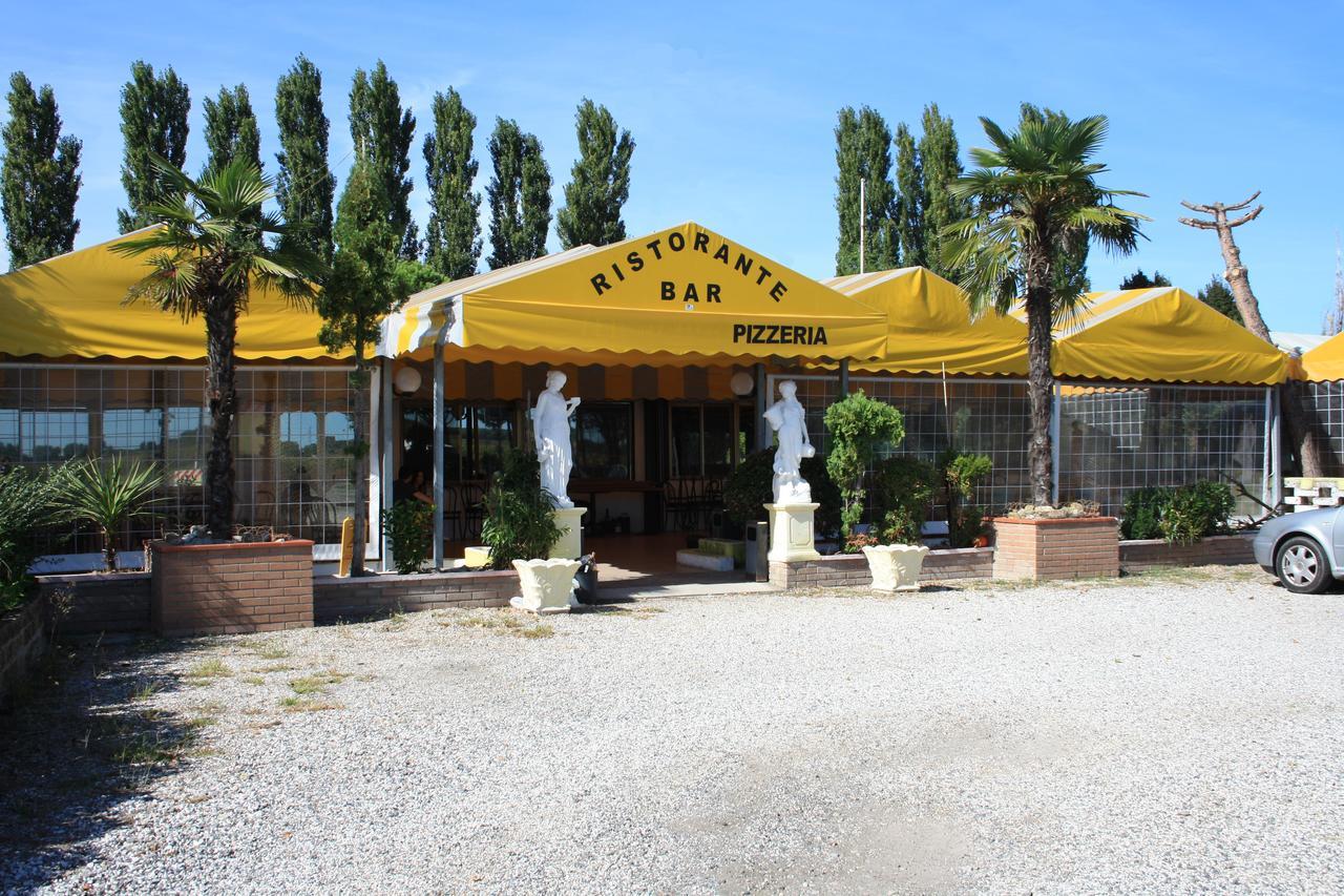 Hotel I Laghetti Polesella Exterior photo