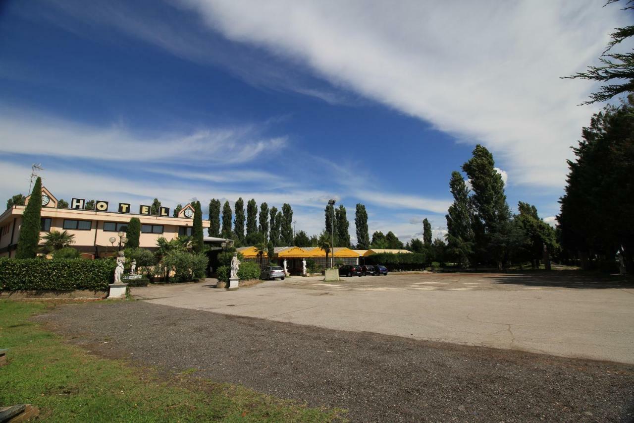 Hotel I Laghetti Polesella Exterior photo